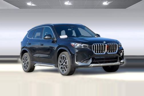 Black Sapphire Metallic 2026 BMW X1 xDrive28i