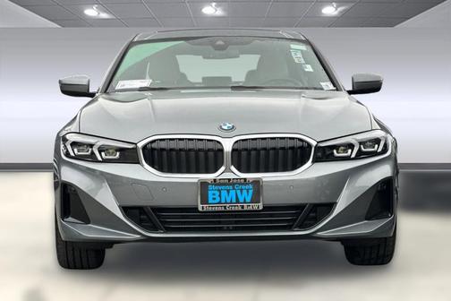 2025 BMW 330 i