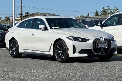 Mineral White Metallic 2025 BMW i4 Gran Coupe eDrive40