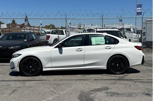 2025 BMW 330 330i Sedan