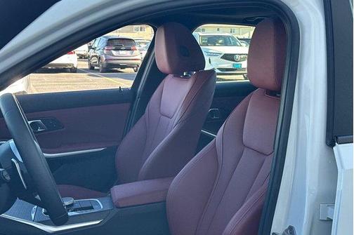 2025 BMW 330 330i Sedan