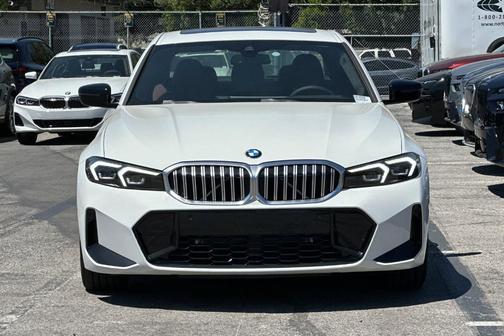2025 BMW 330 330i Sedan