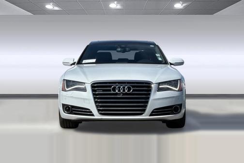 White 2014 Audi A8 3.0T