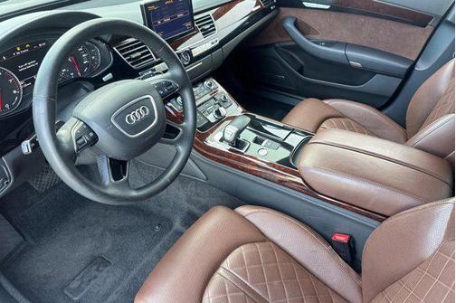 White 2014 Audi A8 3.0T