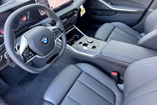 Arctic Race Blue Metallic 2026 BMW 330 330i