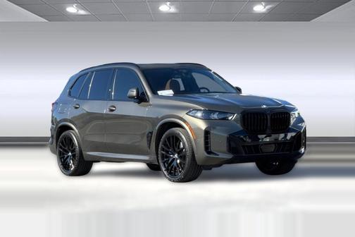 Manhattan Green Metallic 2026 BMW X5 xDrive40i