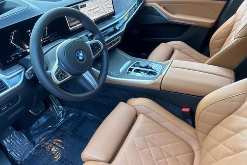 Manhattan Green Metallic 2026 BMW X5 xDrive40i