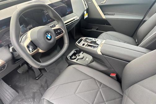2026 BMW iX xDrive45
