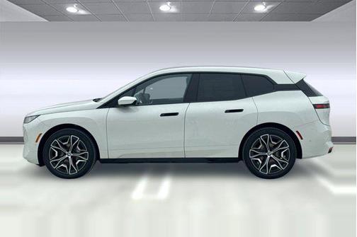 2026 BMW iX xDrive45