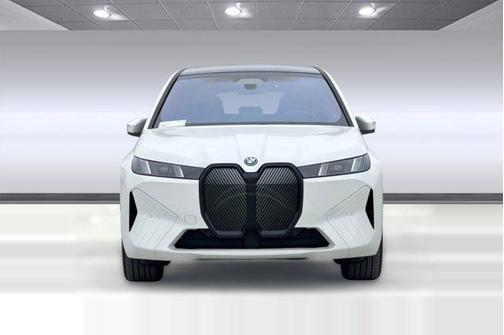 2026 BMW iX xDrive45