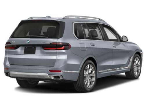 Frozen Pure Grey Metallic 2026 BMW X7 M60i