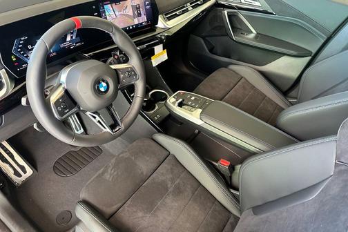 Black Sapphire Metallic 2026 BMW X1 M35i
