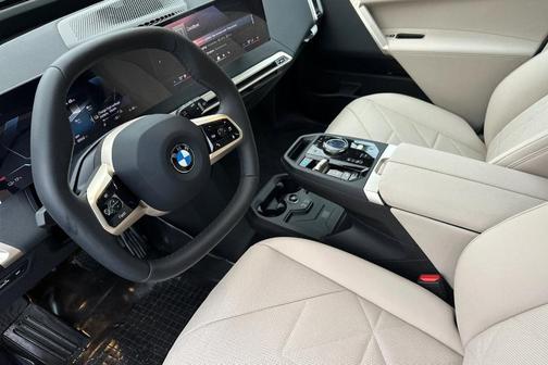 2026 BMW iX xDrive45