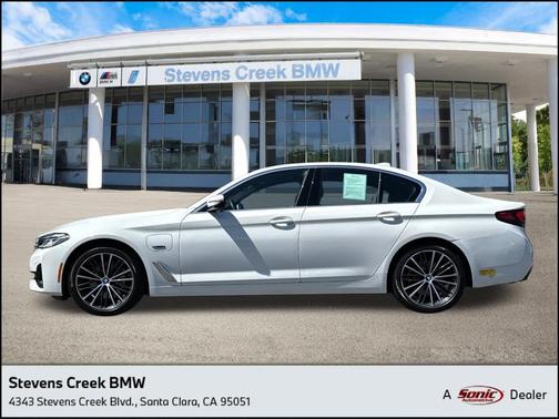 2022 BMW 530e Base