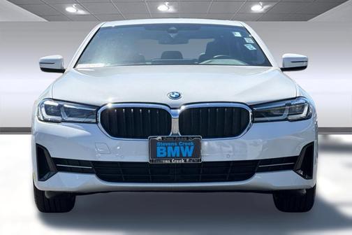 2022 BMW 530e Base