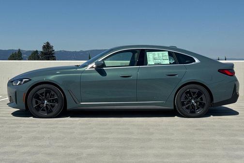 Cape York Green Metallic 2026 BMW i4 Gran Coupe eDrive40