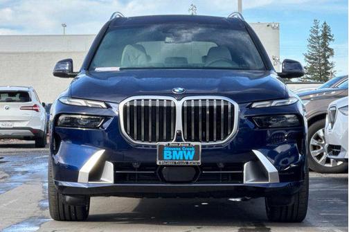 2026 BMW X7 xDrive40i