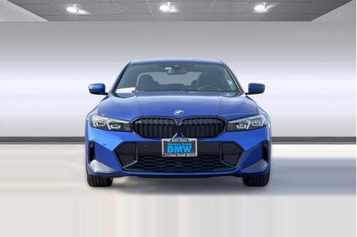 2023 BMW 330 330i