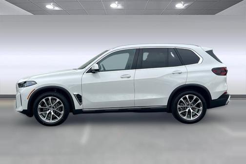 Alpine White 2026 BMW X5 xDrive40i