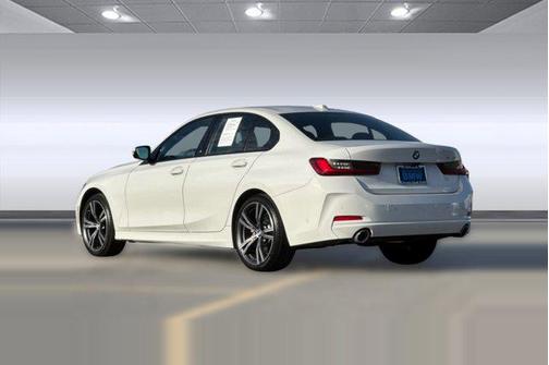 2023 BMW 330 330i