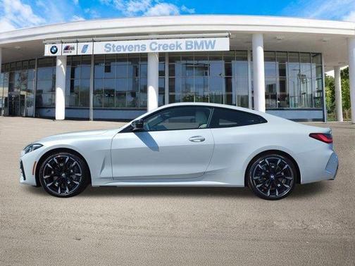 Mineral White Metallic 2025 BMW 430 i