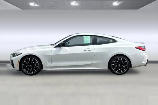 Mineral White Metallic 2025 BMW 430 i