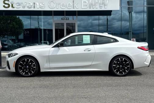 Mineral White Metallic 2025 BMW 430 i