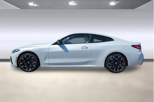 Mineral White Metallic 2025 BMW 430 i