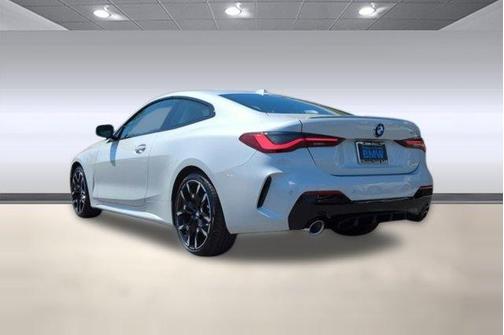 Mineral White Metallic 2025 BMW 430 i