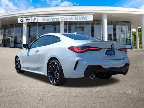 Mineral White Metallic 2025 BMW 430 i