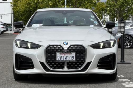 Mineral White Metallic 2025 BMW 430 i