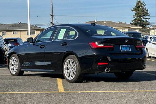 2025 BMW 330 i