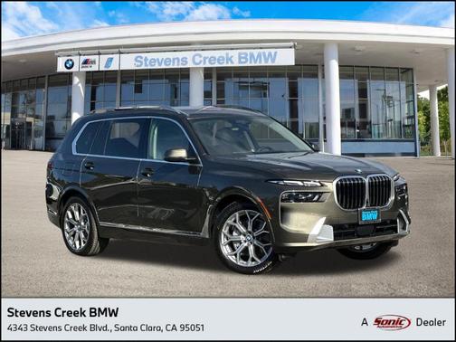 2025 BMW X7 xDrive40i