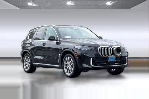 Black Sapphire Metallic 2026 BMW X5 PHEV xDrive50e