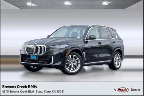 Black Sapphire Metallic 2026 BMW X5 PHEV xDrive50e