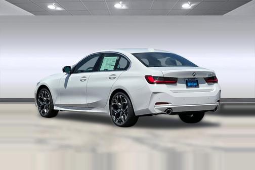 Alpine White 2025 BMW 330 i