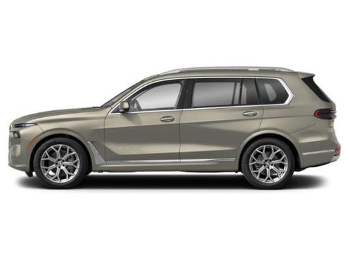 Manhattan Green Metallic 2025 BMW X7 xDrive40i