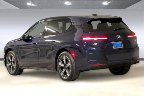 2026 BMW iX xDrive45