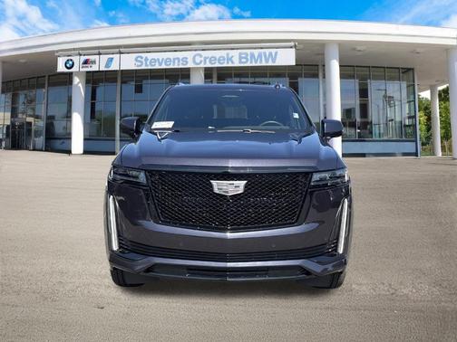 2022 Cadillac Escalade Sport