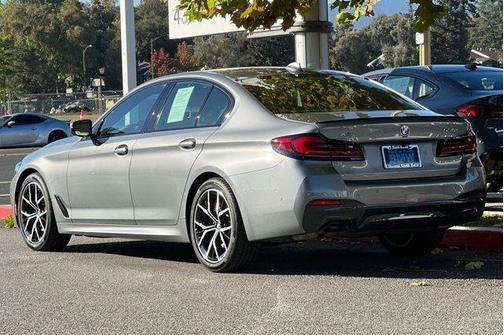 2023 BMW 530 i xDrive
