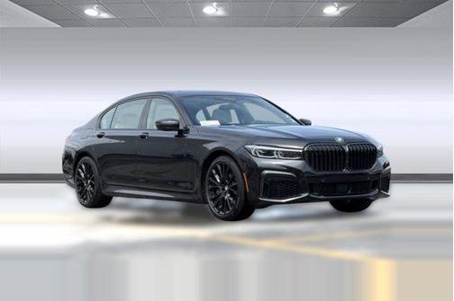 Black Sapphire Metallic 2021 BMW 750 i xDrive
