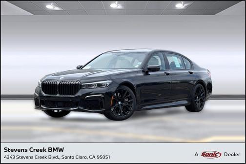 Black Sapphire Metallic 2021 BMW 750 i xDrive