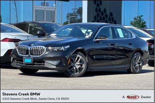 Black 2024 BMW i5 eDrive40