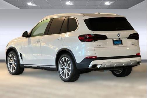 2026 BMW X5 PHEV xDrive50e