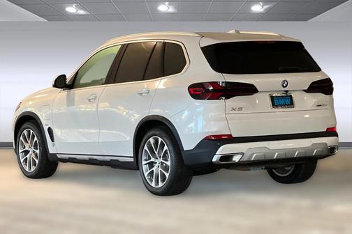 2026 BMW X5 PHEV xDrive50e