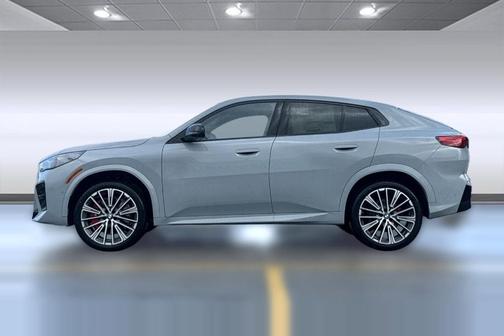 Brooklyn Grey Metallic 2026 BMW X2 xDrive28i