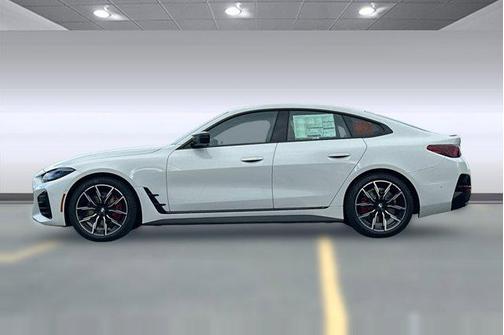 2026 BMW M440 i