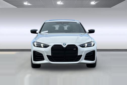 Alpine White 2026 BMW M440 i