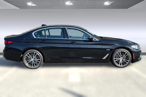 2023 BMW 530e Base