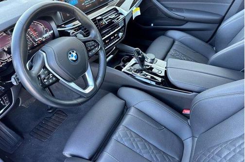 2023 BMW 530e Base
